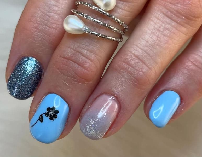 Babyboomer et paillettes - Réalisation prothésiste ongulaire Laon